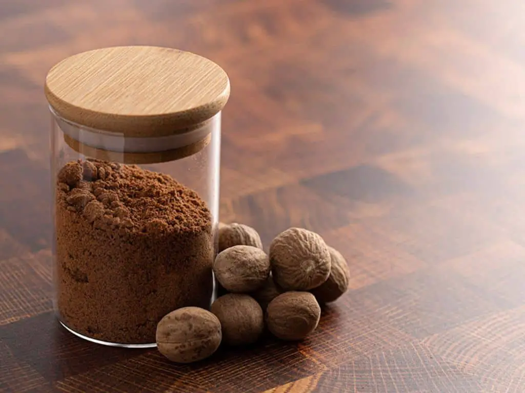 What Does Nutmeg Taste Like? A bold and spicy flavor perfect for winter dishes 