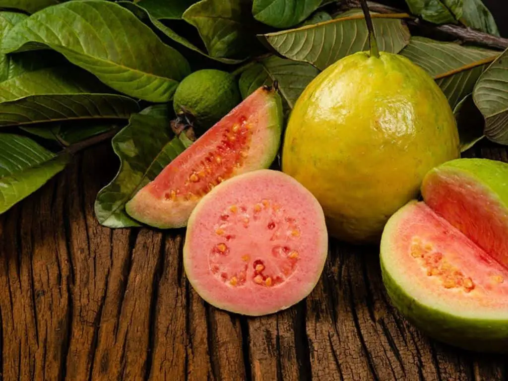 What does guava taste like?