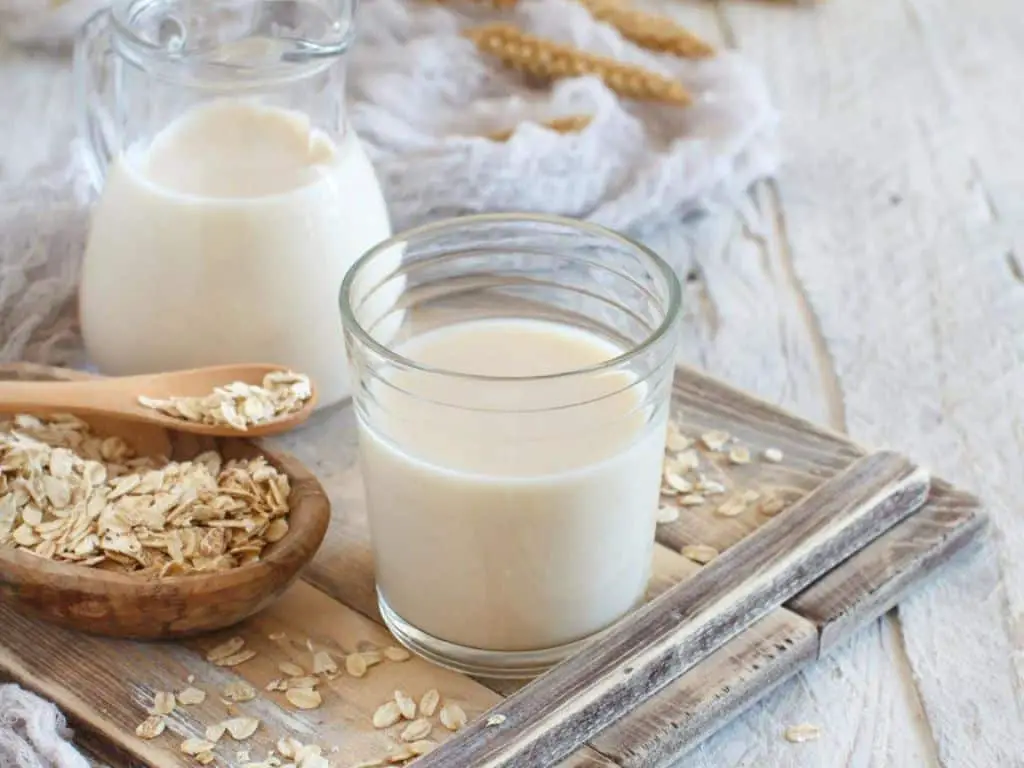 Wondering what oat milk tastes like? We did the legwork so you don’t have to